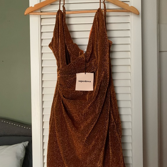 superdown Metallic Rust Ruched Mini Dress - Picture 4 of 4